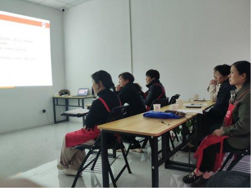 揭秘專(zhuān)業(yè)家政培訓(xùn) 無(wú)錫悠然至家引領(lǐng)行業(yè)標(biāo)準(zhǔn)化，帶您一探究竟